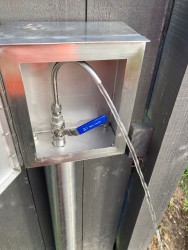 AquaGo 9000 Stainless Steel Sample Post