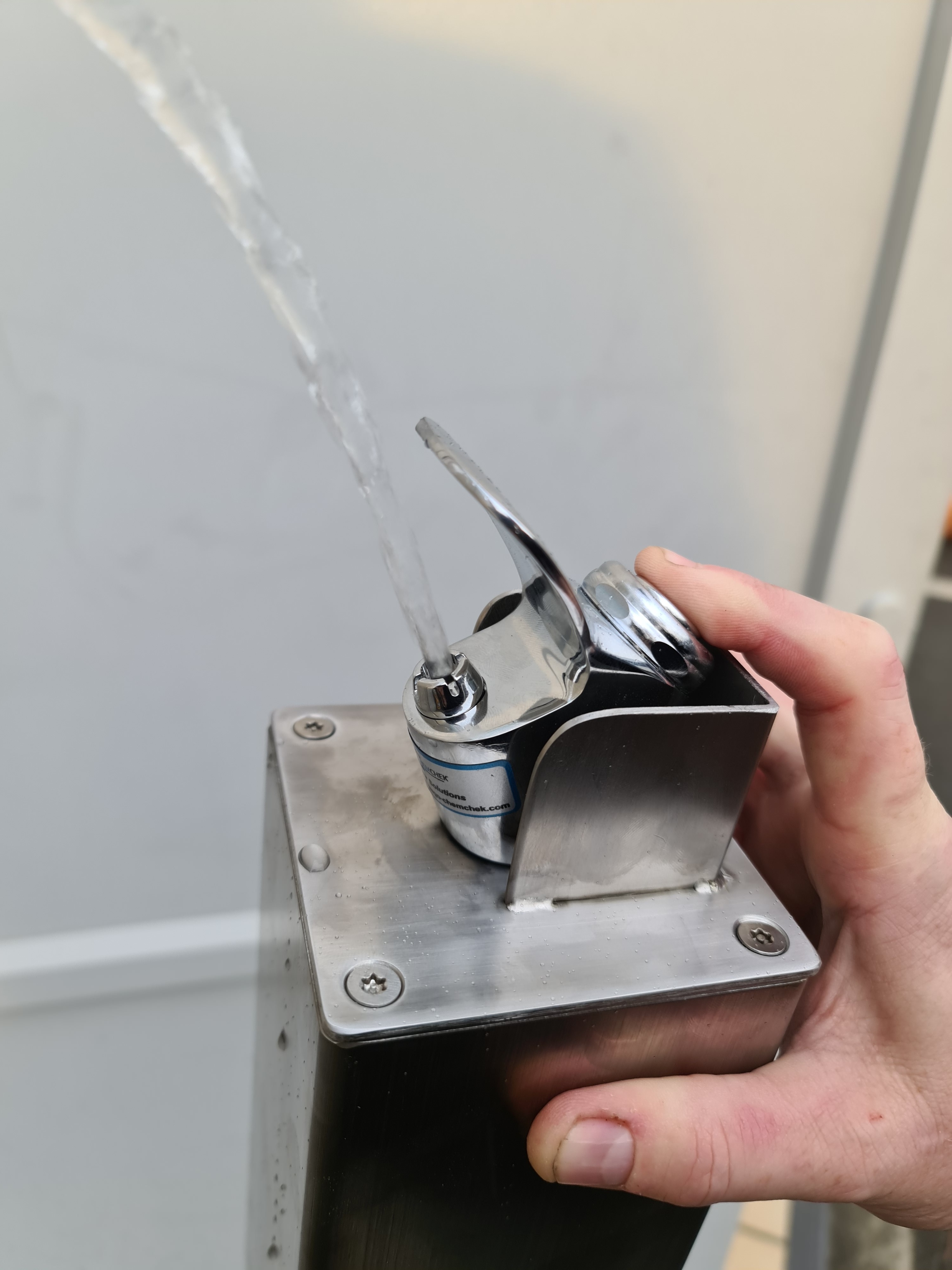 AquaGo CCSSPD Drinking Fountain c/w Dog Bowl