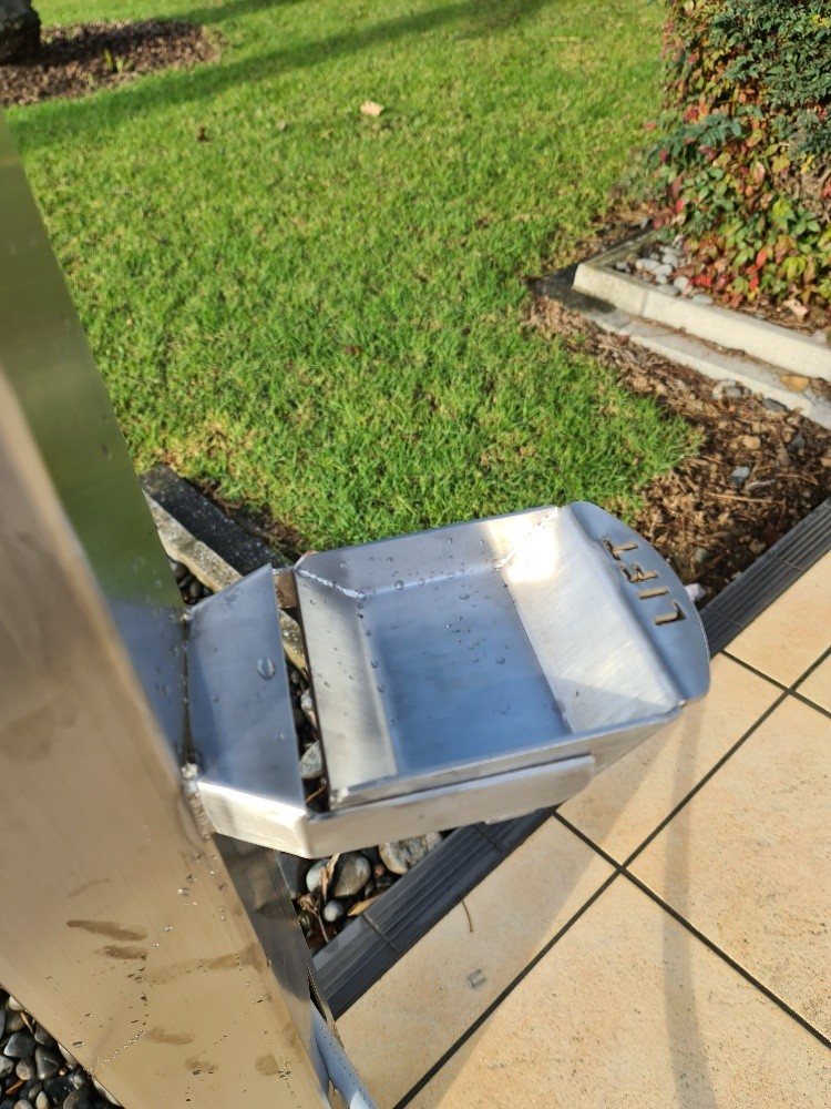 AquaGo CCSSPD Drinking Fountain c/w Dog Bowl